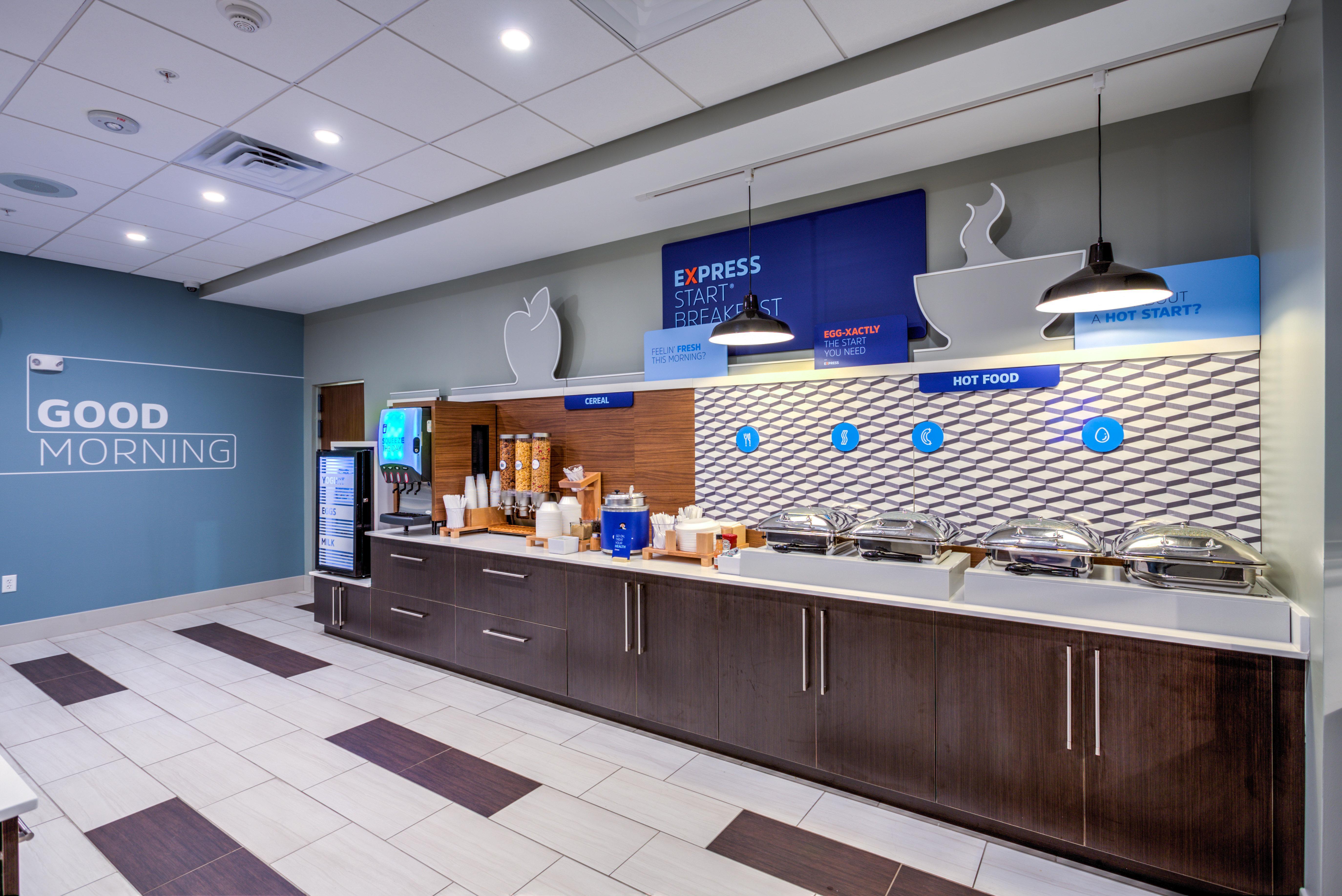 Holiday Inn Express & Suites Reedsville - State Coll Area, An Ihg Hotel エクステリア 写真
